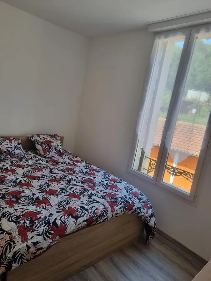 Appartement Sejour , Cure Cransac Au 1Er Etage 2 Nuits Minimum Apartment